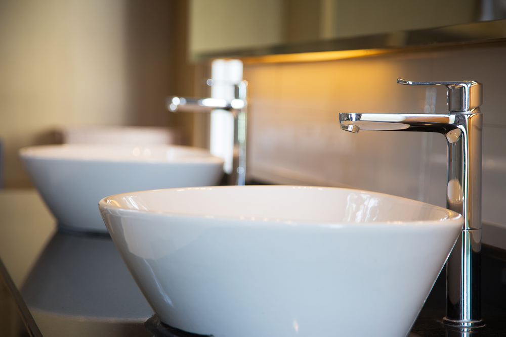 rubinetto bagno in acciaio