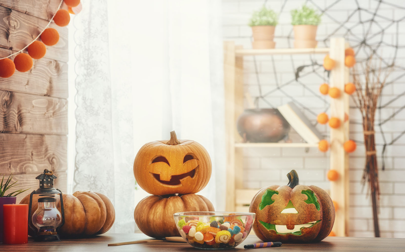 Decorazioni di Halloween : 6 idee originali per decorare la casa ad  Halloween!